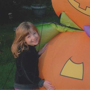 Meet your Posher, Izzy